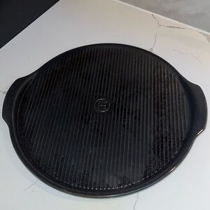 Emile Henry French Ceramic Ribbed Pizza Stone Pan